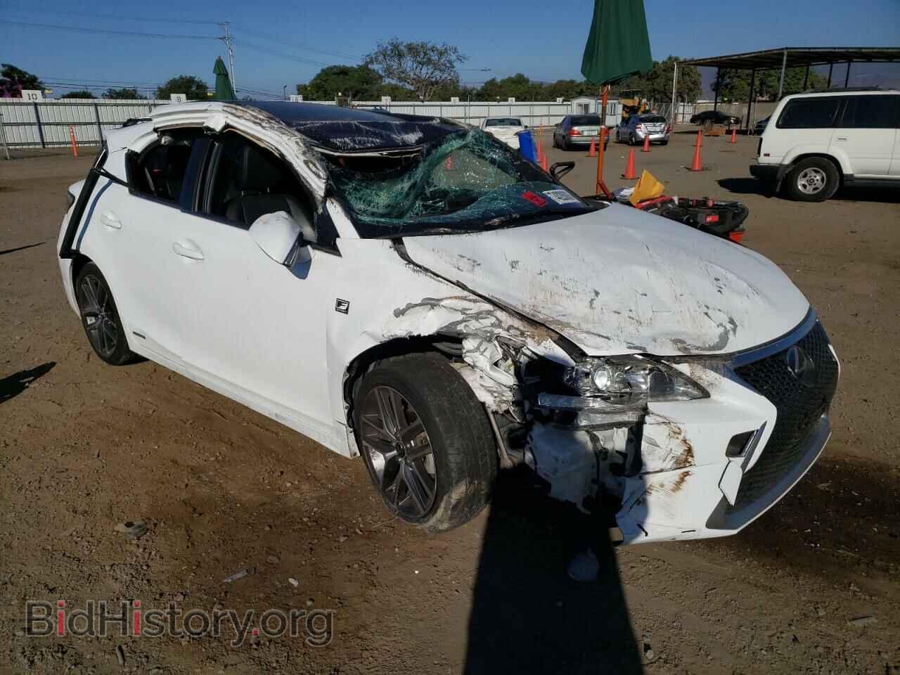 2014 LEXUS CT 200 - VIN: JTHKD5BH4E2201570 - Photo 4