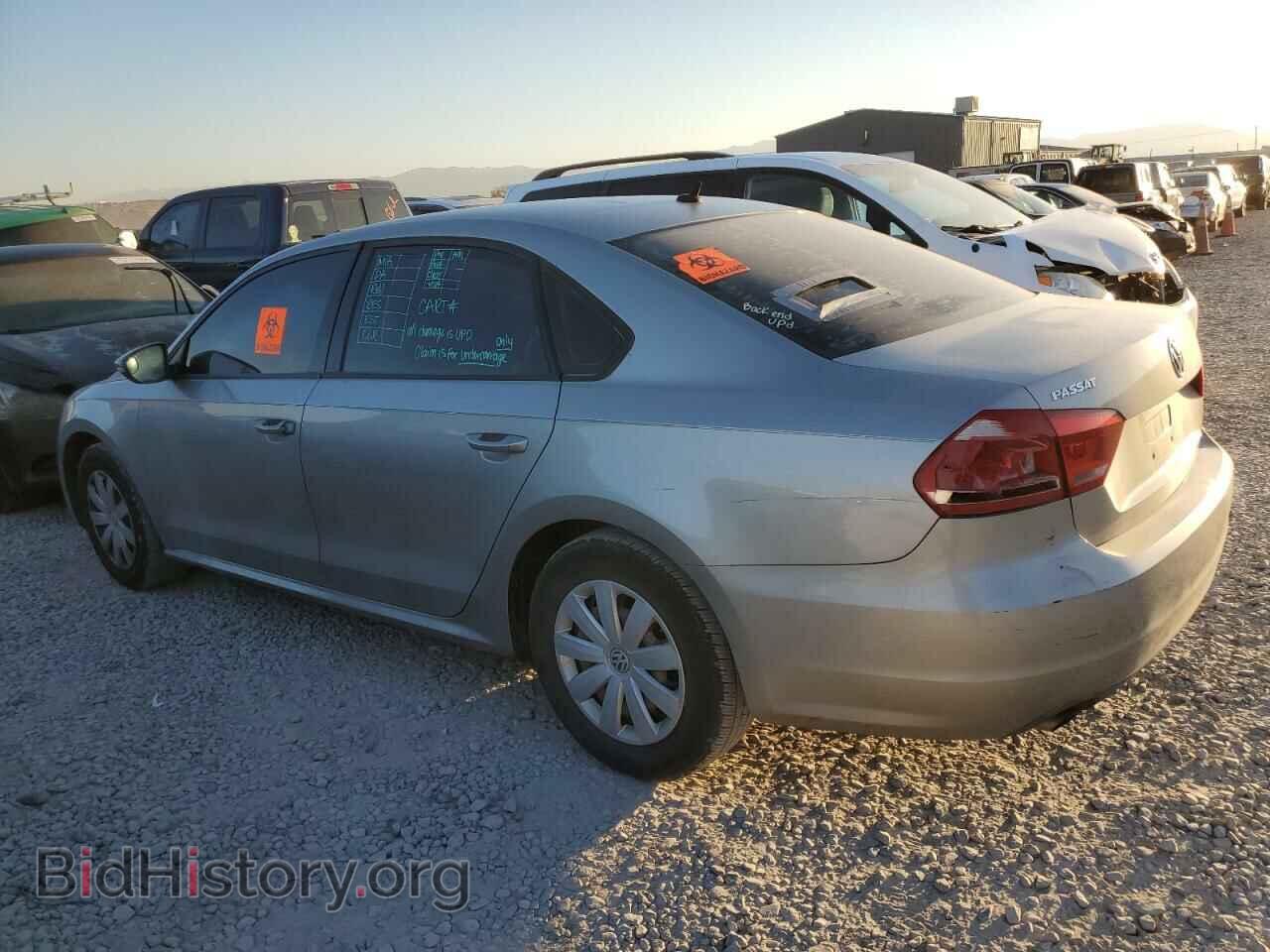 2012 VOLKSWAGEN PASSAT - VIN: 1VWAP7A33CC005176 - Фото 2