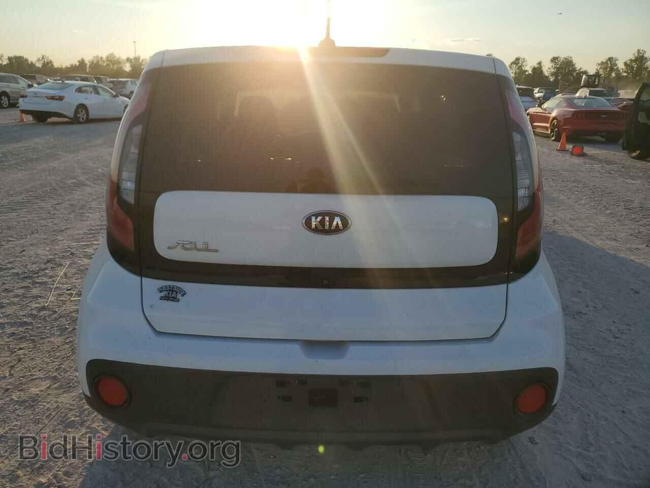 2017 KIA SOUL - VIN: KNDJN2A20H7469710 - Фото 6