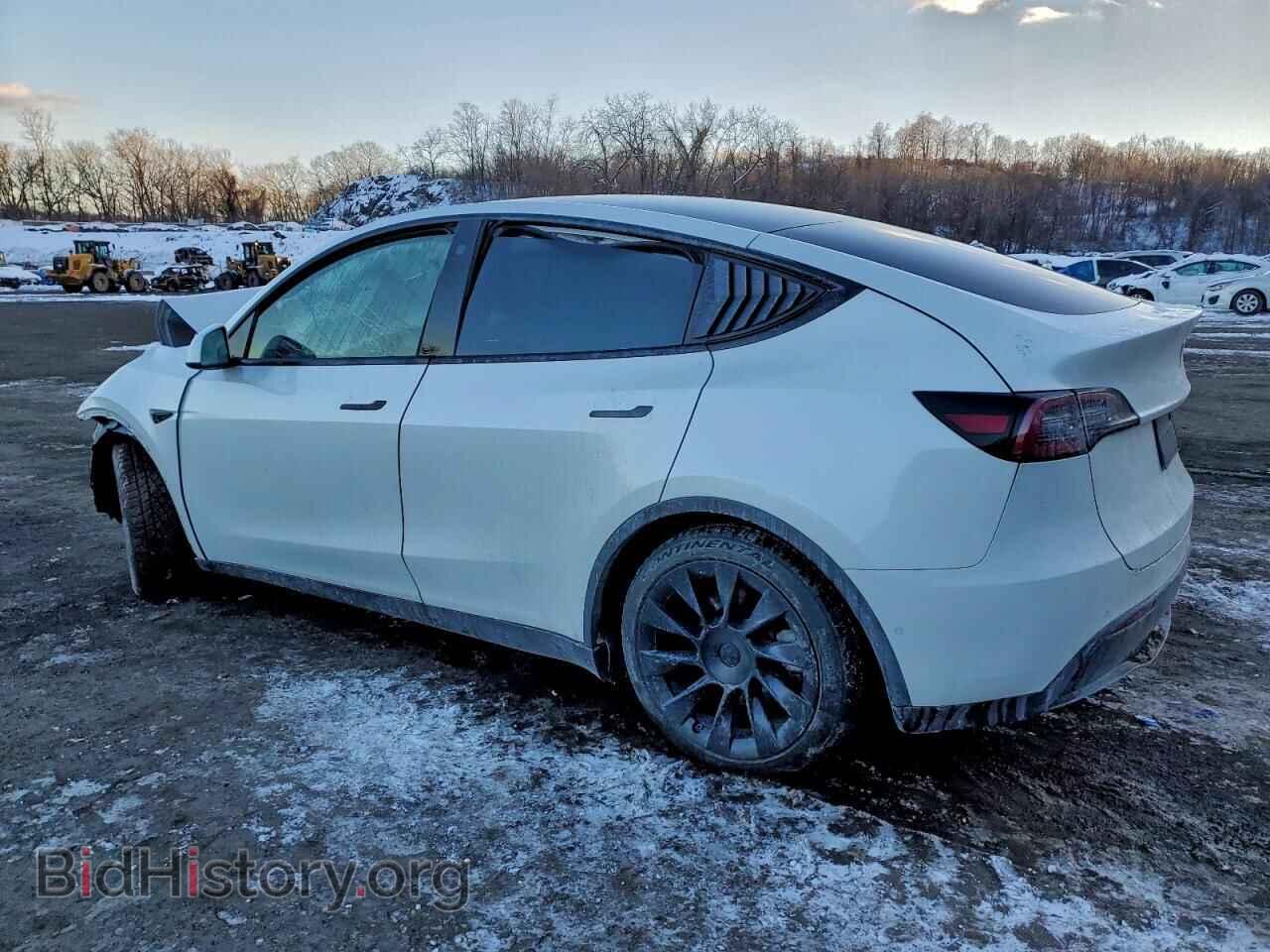 2021 TESLA MODEL Y - VIN: 5YJYGDEE3MF207242 - Photo 2