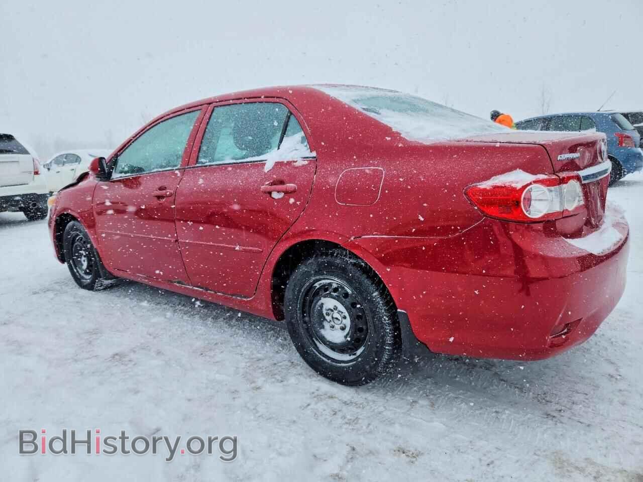2011 TOYOTA COROLLA - VIN: 2T1BU4EE9BC577210 - Photo 2