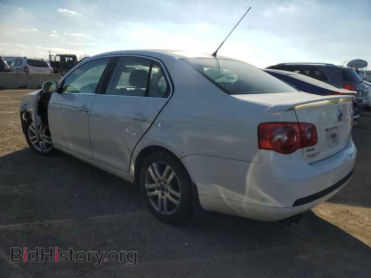 2007 VOLKSWAGEN JETTA - VIN: 3VWEF71KX7M143409 - Фото 2