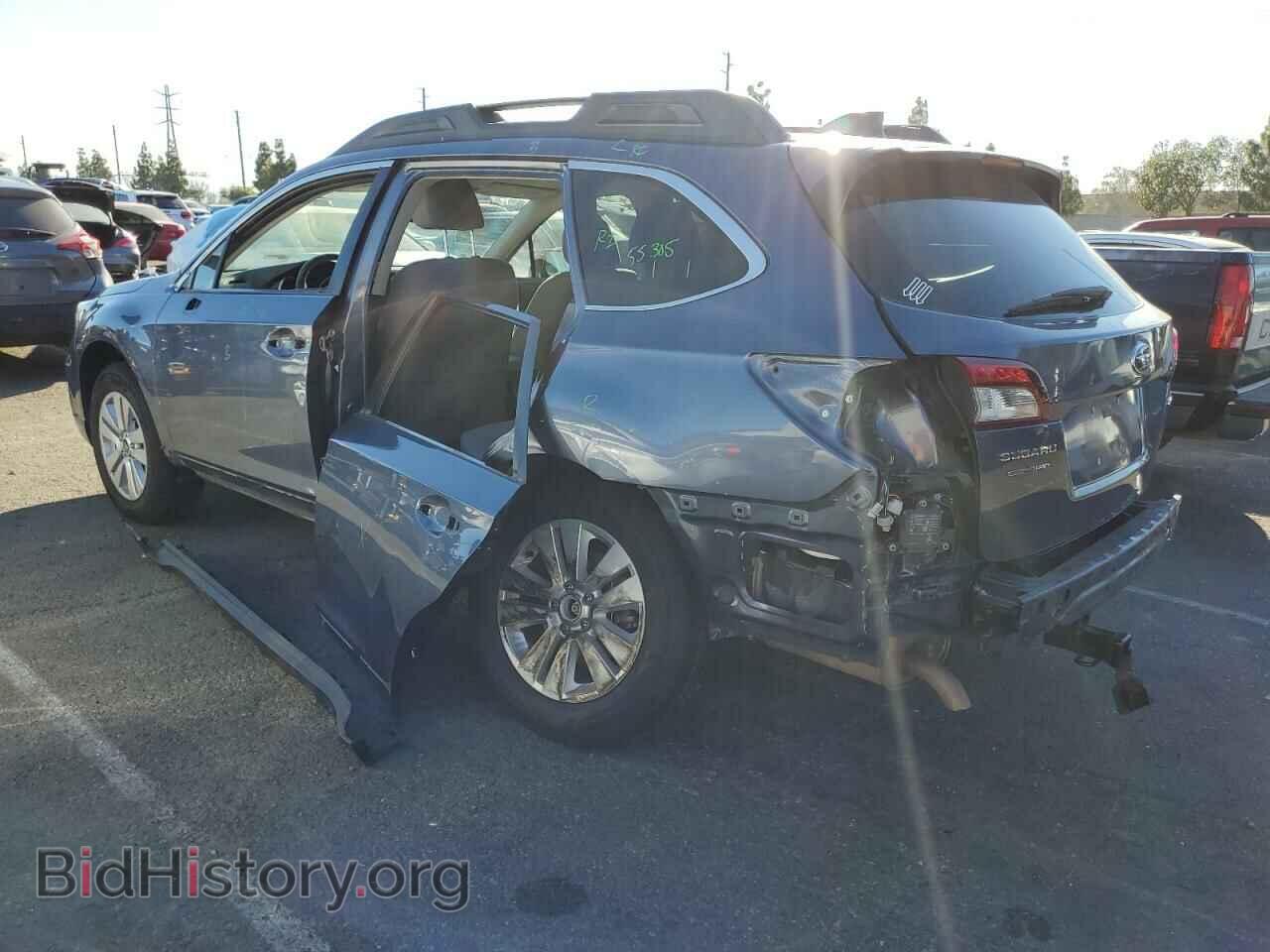 2018 SUBARU OUTBACK - VIN: 4S4BSAFC0J3392452 - Фото 2