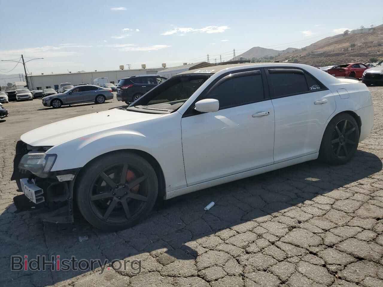 Фотография 2C3CCABGXGH231468 - CHRYSLER 300 2016