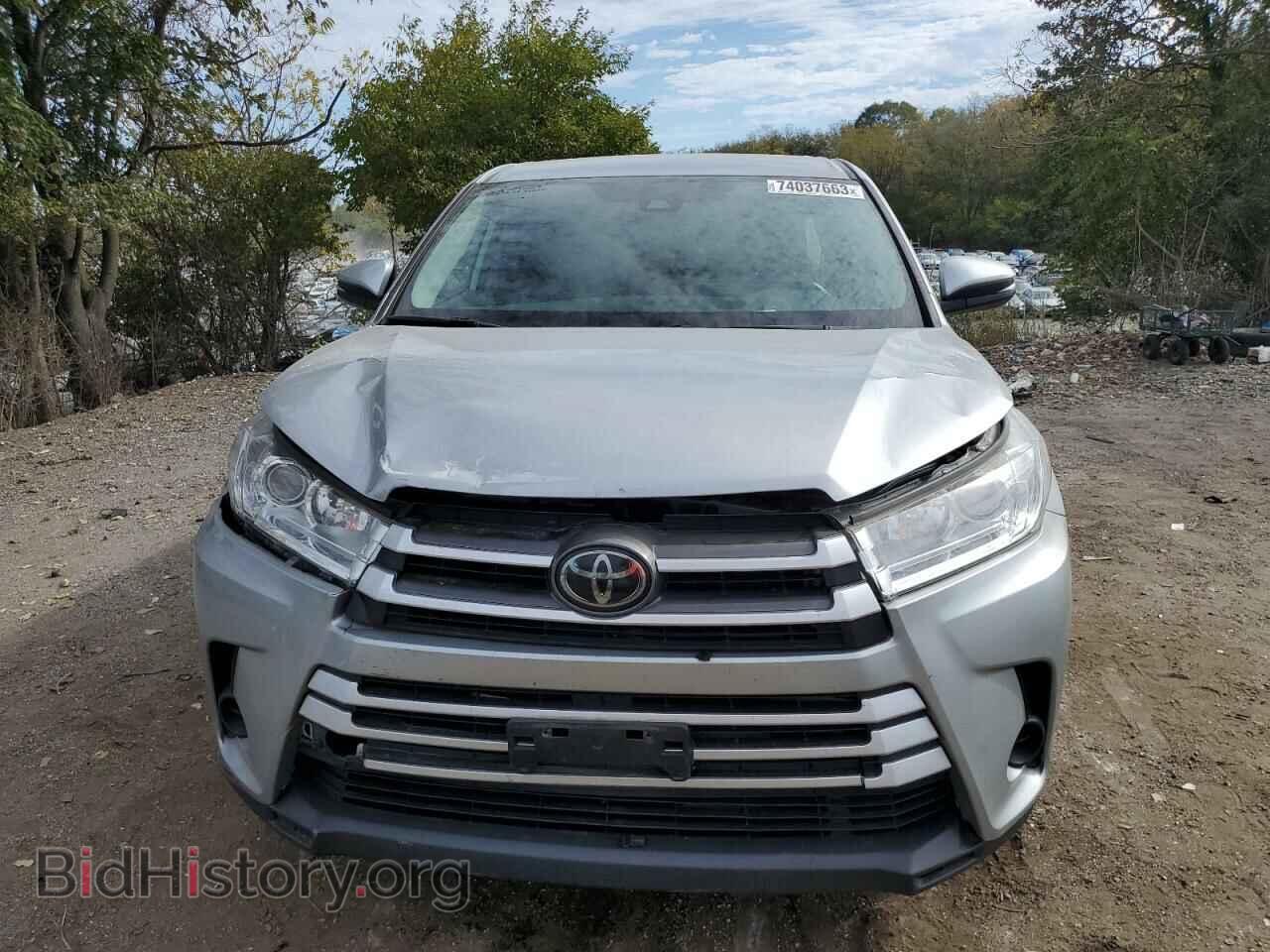 2018 TOYOTA HIGHLANDER - VIN: 5TDBZRFH0JS848748 - Фото 5