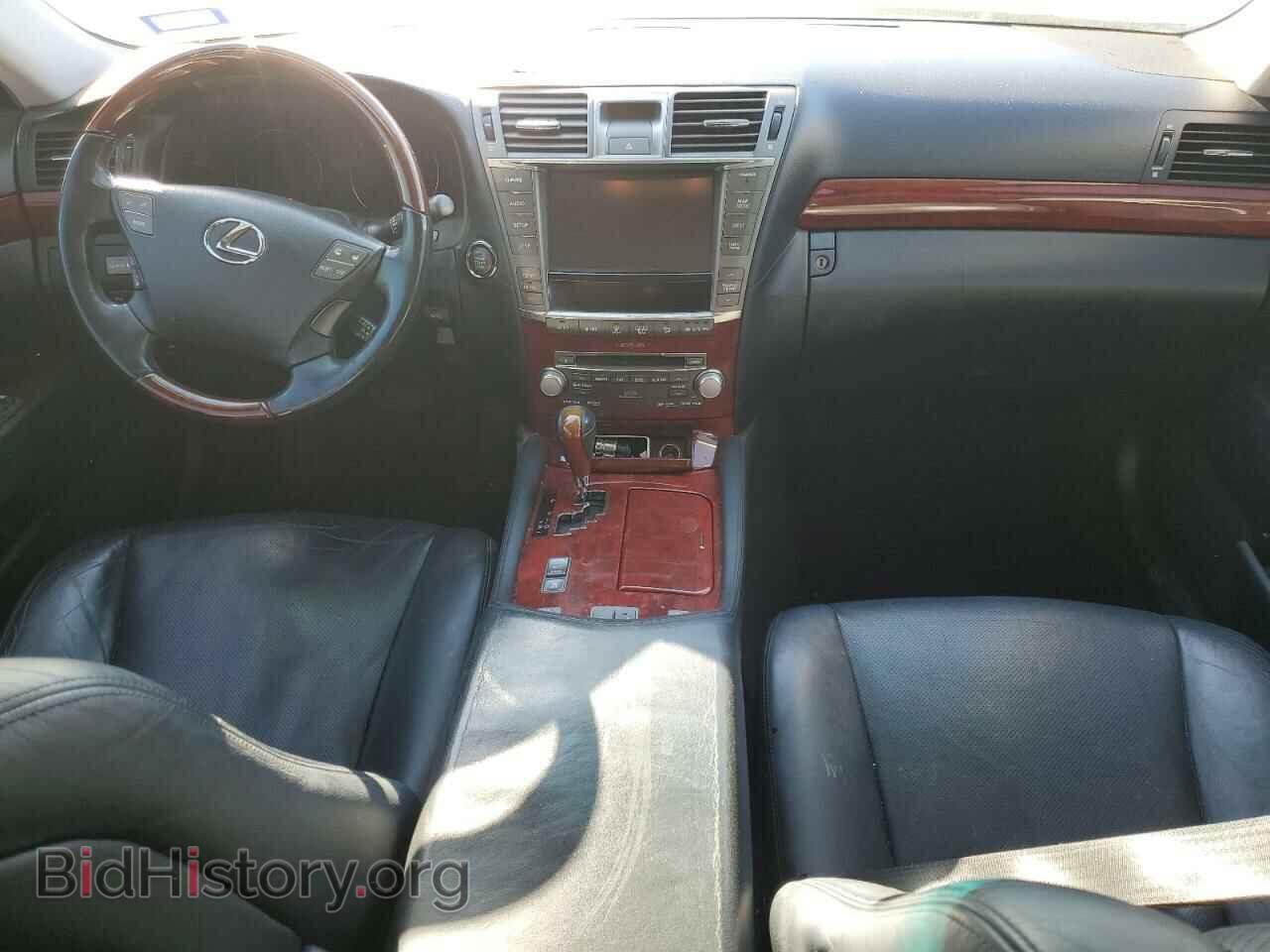 2012 LEXUS LS460 - VIN: JTHBL5EF1C5109485 - Photo 8