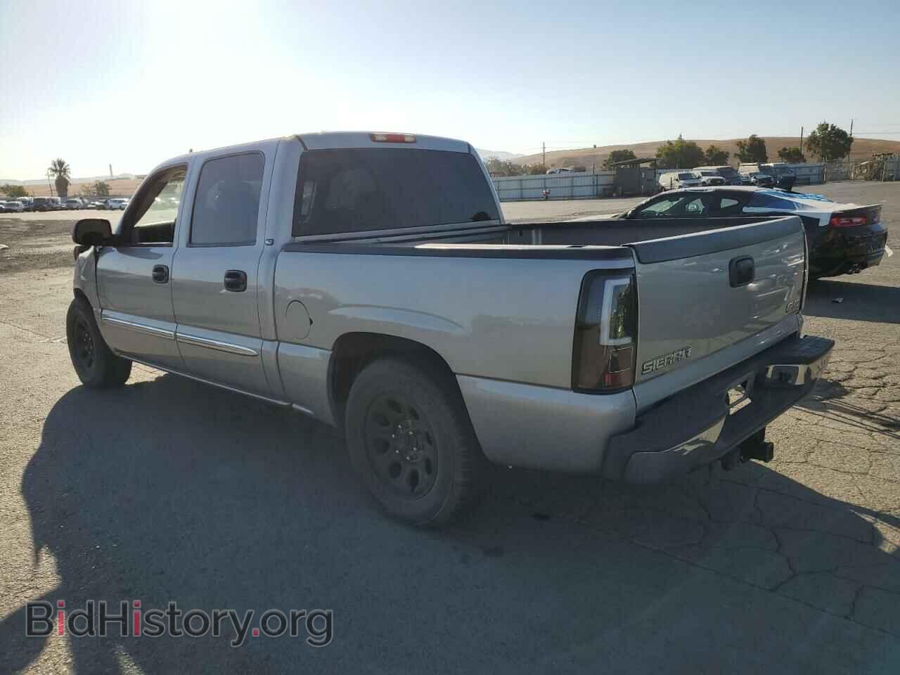 2006 GMC SIERRA - VIN: 2GTEC13Z661256055 - Фото 2