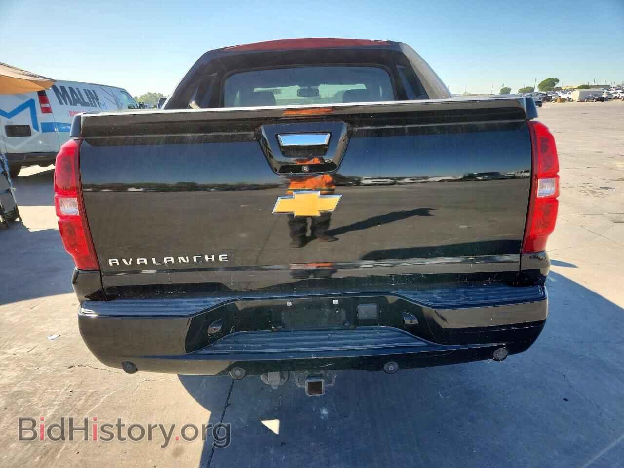 2013 Chevrolet AVALANCHE (VIN 3GNMCEE01DG107565) — фото 6 из 12