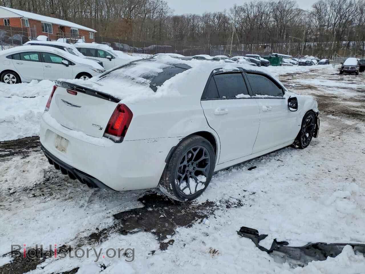 2019 CHRYSLER 300 - VIN: 2C3CCABT4KH704870 - Фото 3