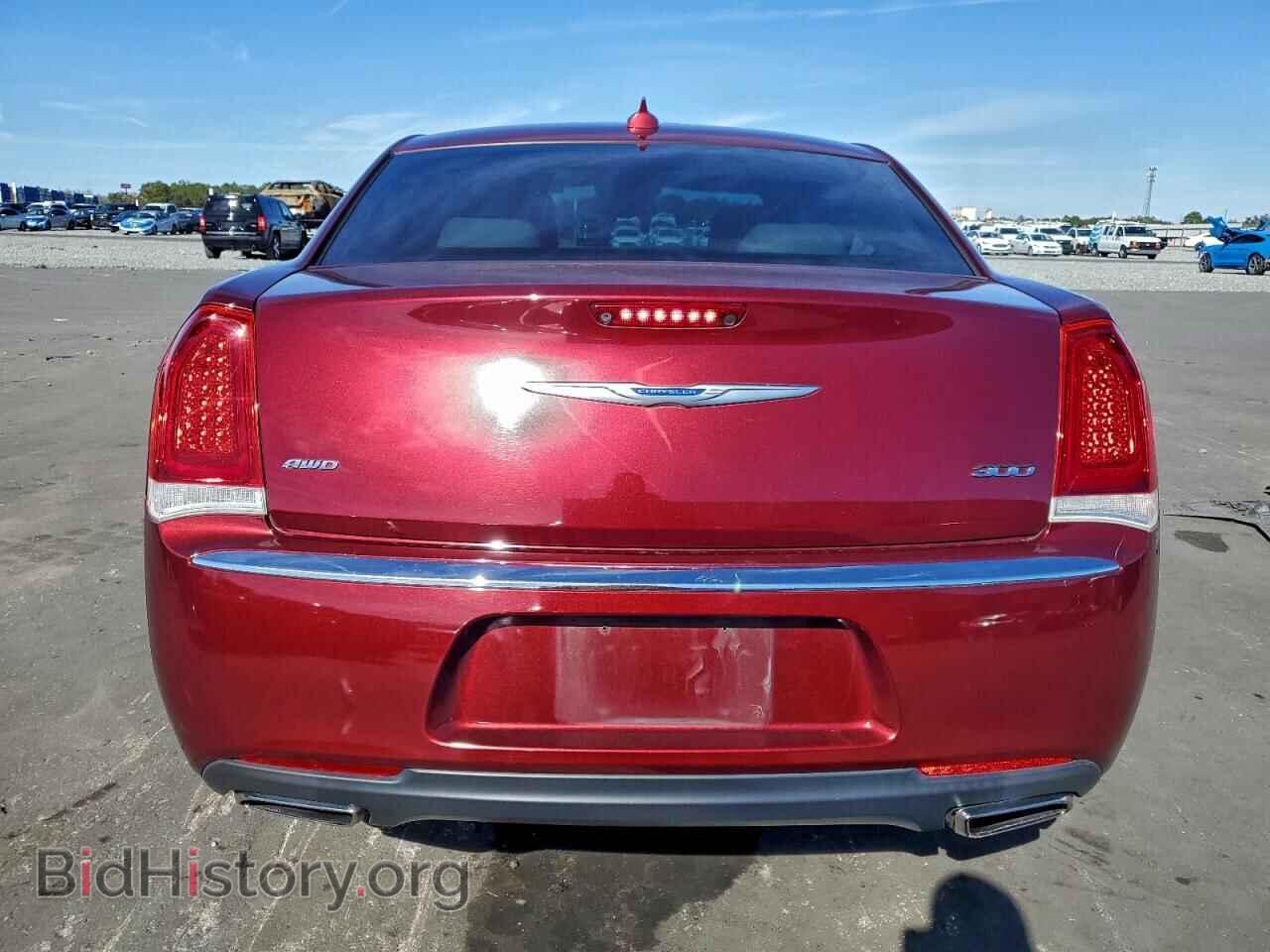 2018 CHRYSLER 300 - VIN: 2C3CCARG8JH341223 - Фото 6
