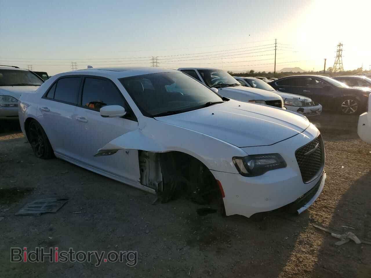 2017 CHRYSLER 300 - VIN: 2C3CCABG9HH608356 - Фото 4