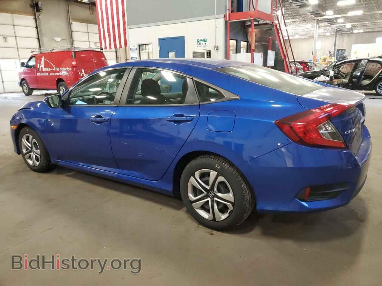 2018 HONDA CIVIC - VIN: 19XFC2F50JE003652 - Фото 2