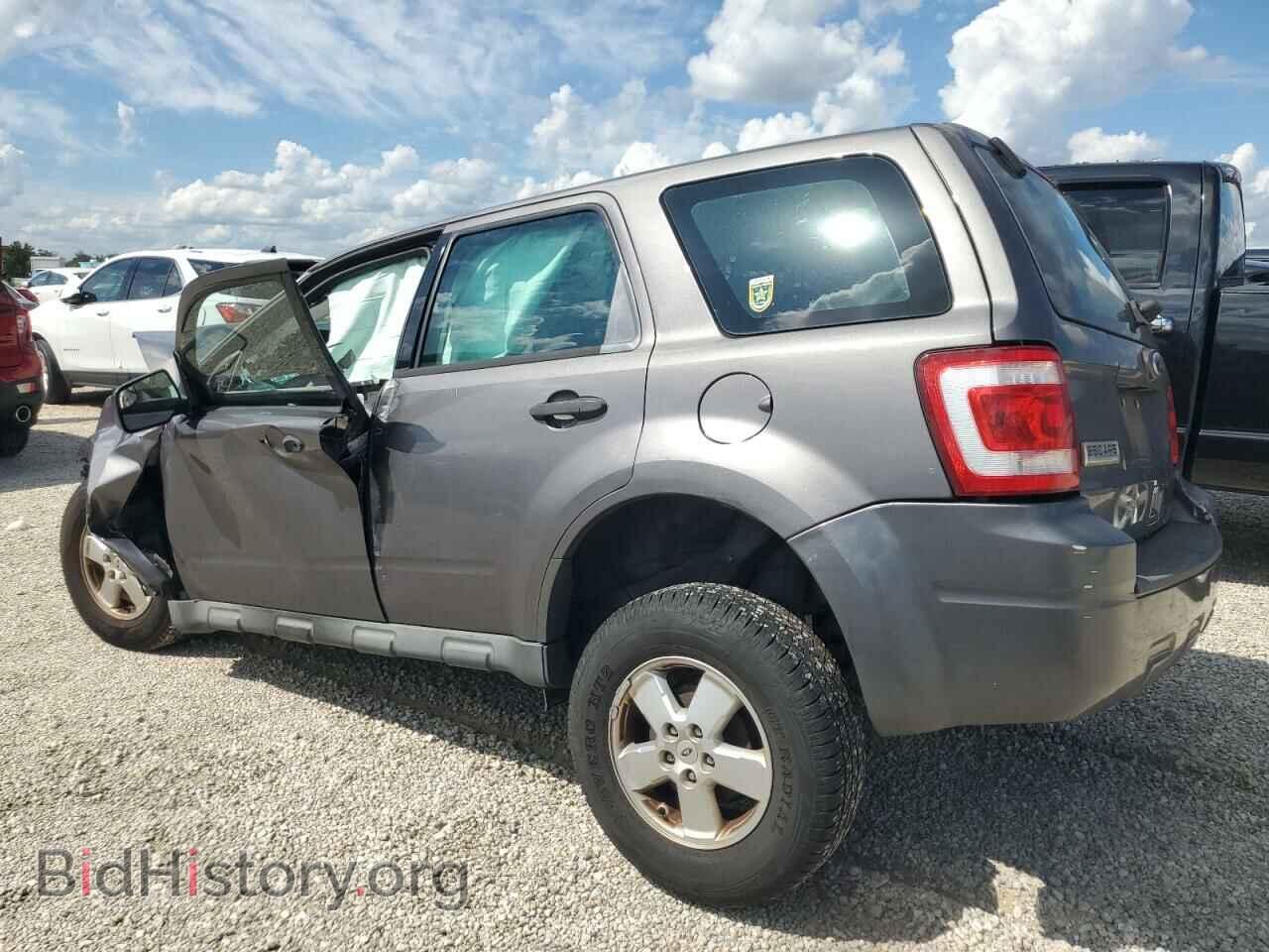 2011 FORD ESCAPE - VIN: 1FMCU0C77BKA61701 - Фото 2