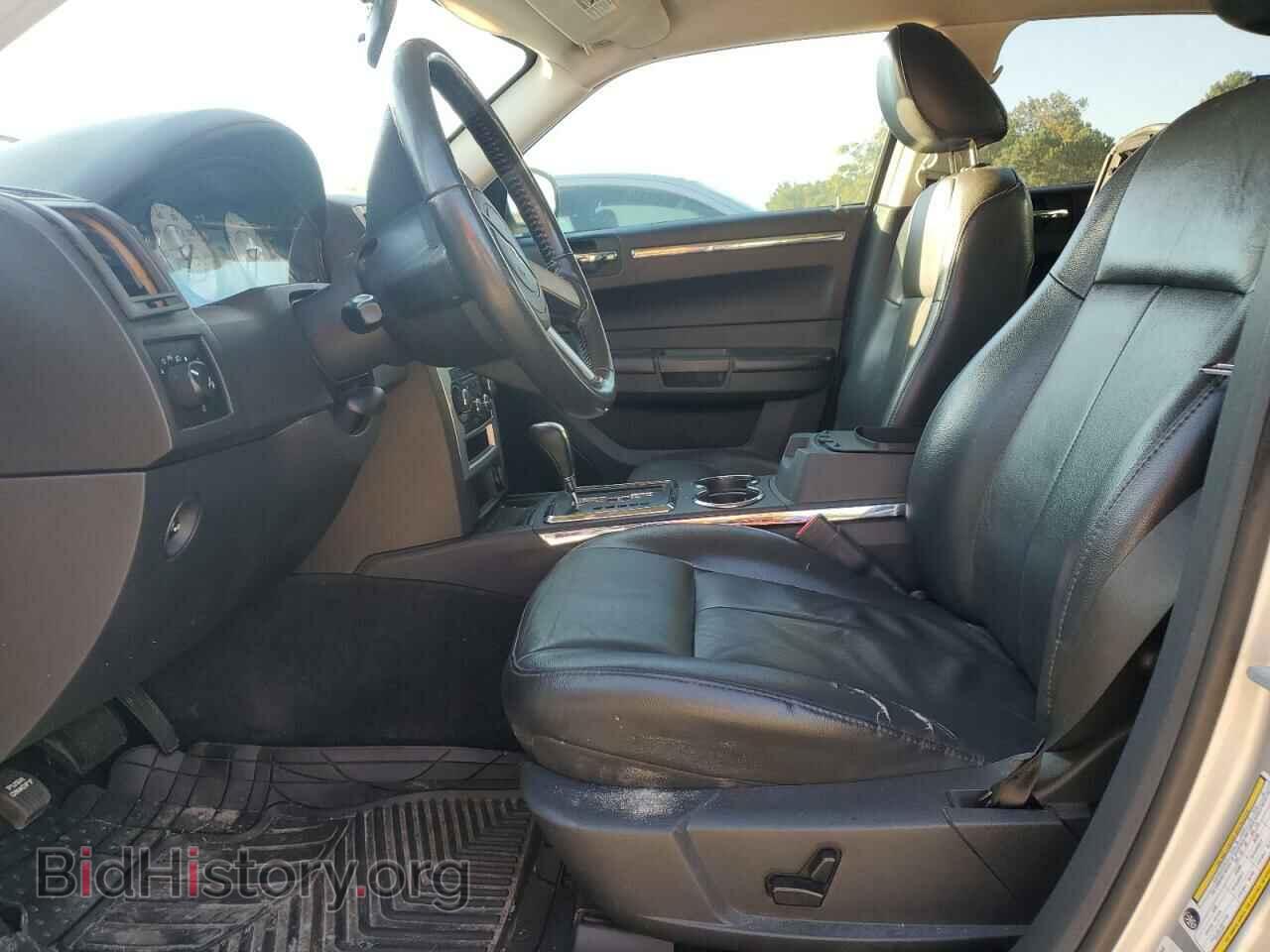 2010 CHRYSLER 300 - VIN: 2C3CA5CV1AH225706 - Фото 7