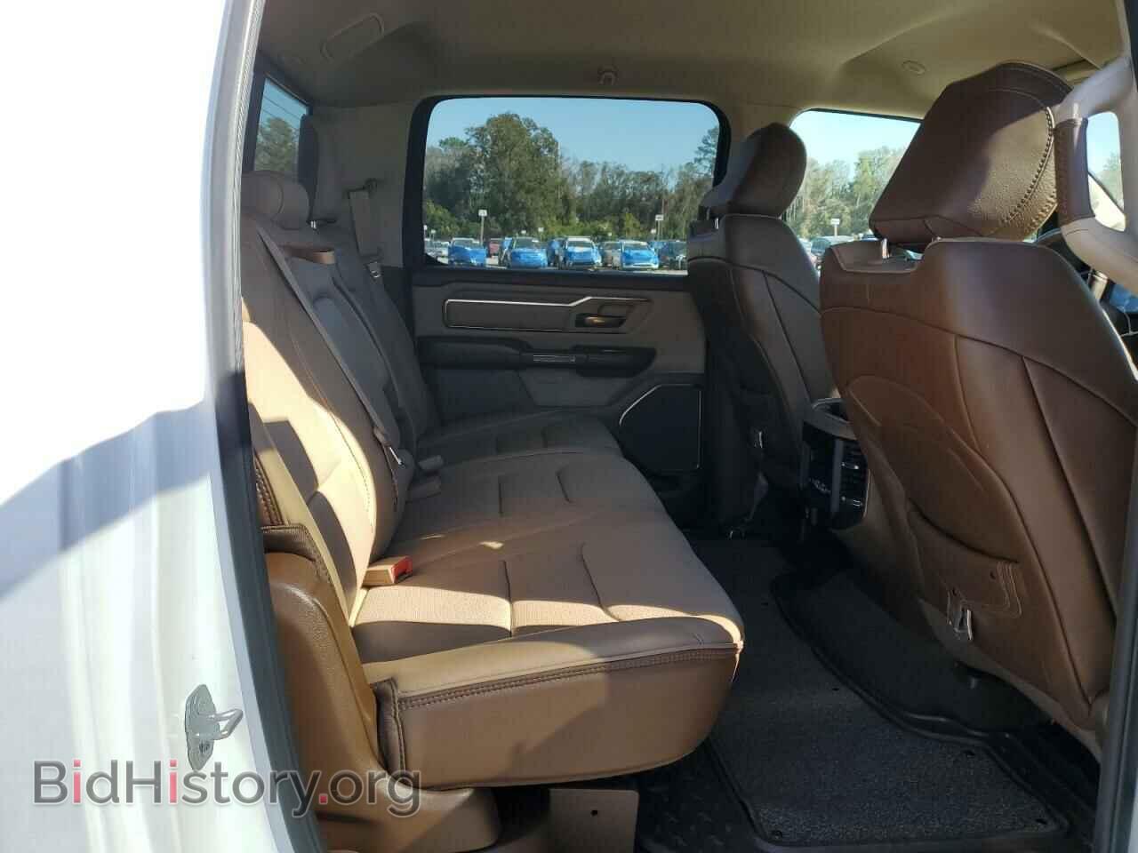 2019 RAM 1500 - VIN: 1C6SRFKT5KN642638 - Фото 10