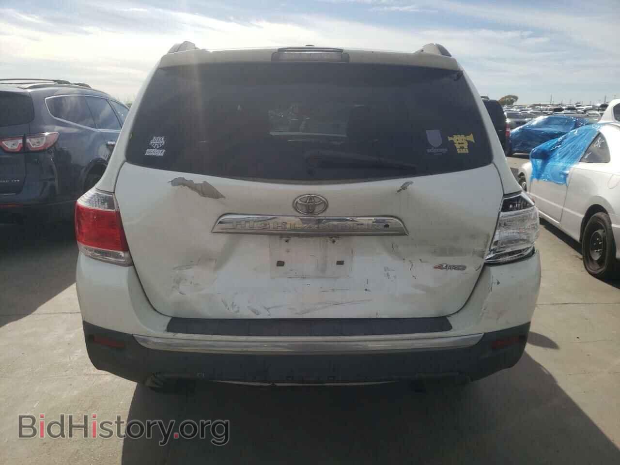 2011 TOYOTA HIGHLANDER - VIN: 5TDBK3EH8BS048848 - Фото 6