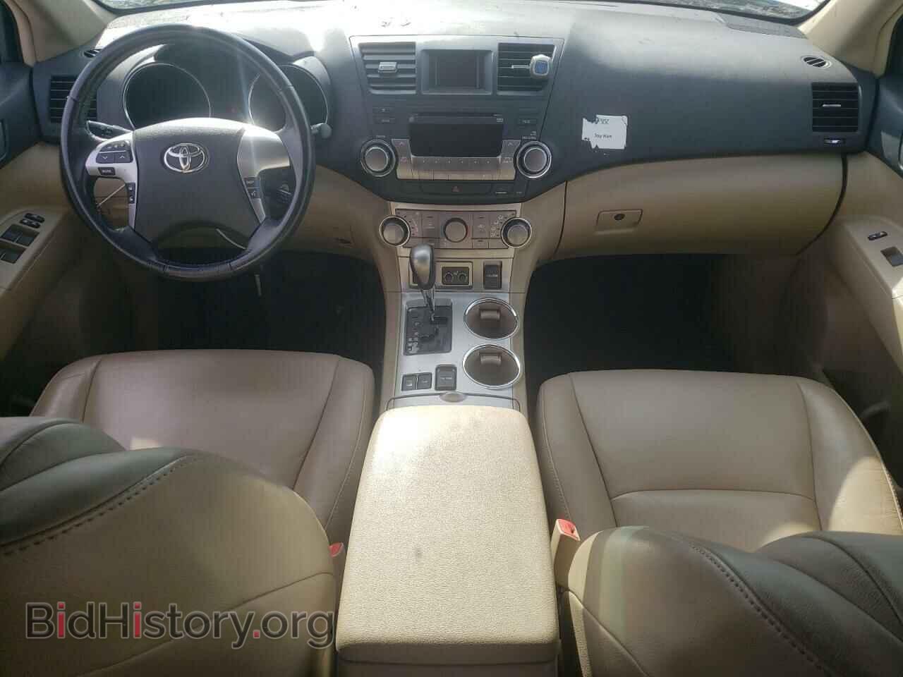 2011 TOYOTA HIGHLANDER - VIN: 5TDBK3EH8BS048848 - Фото 8