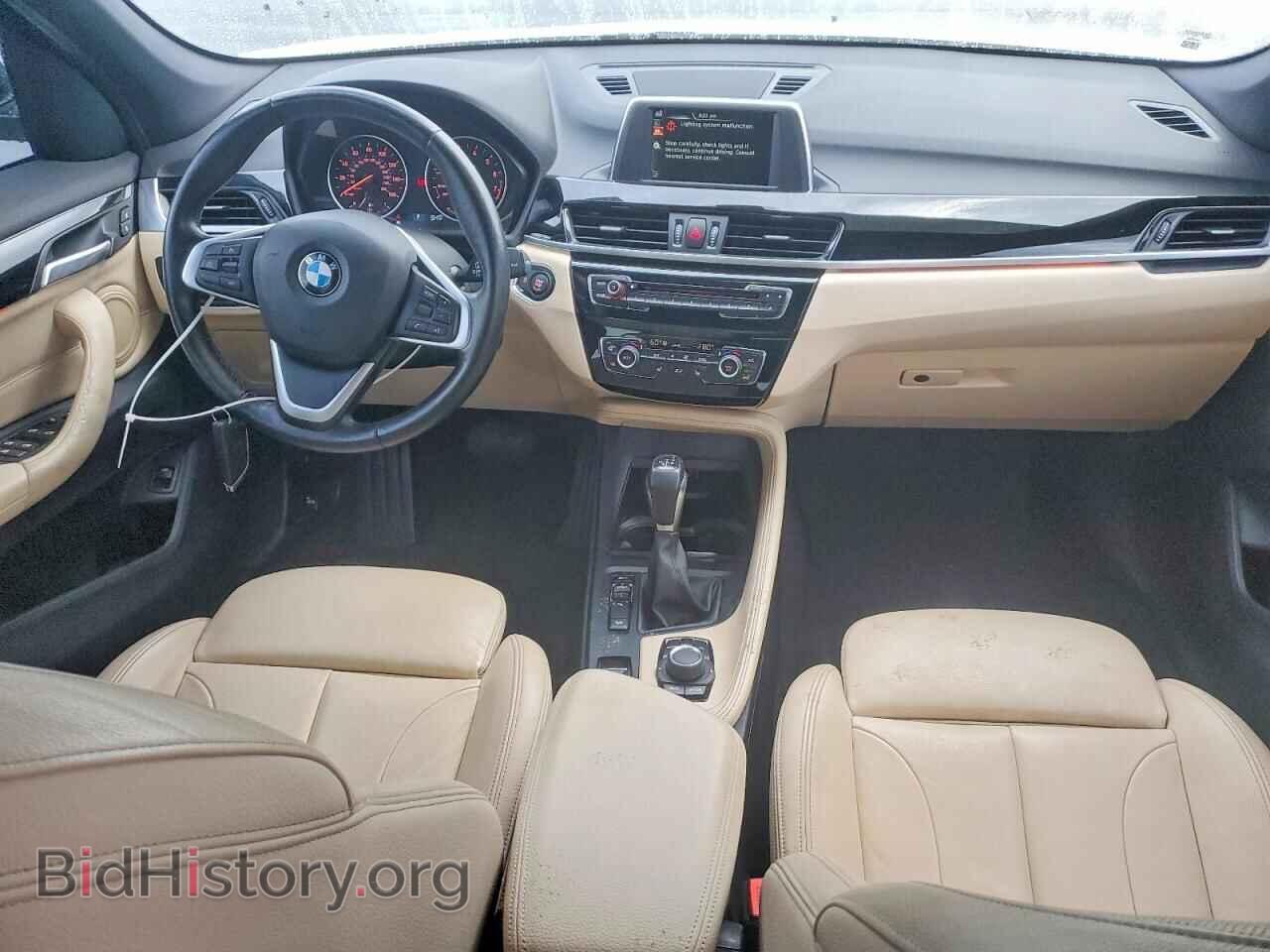 2017 BMW X1 - VIN: WBXHT3C38H5F76148 - Фото 8
