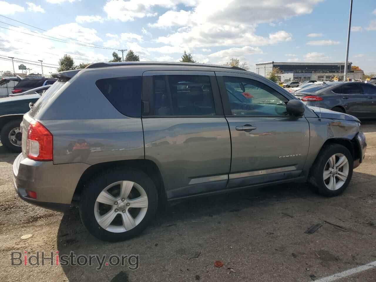 2011 JEEP COMPASS - VIN: 1J4NF1FB7BD276863 - Фото 3