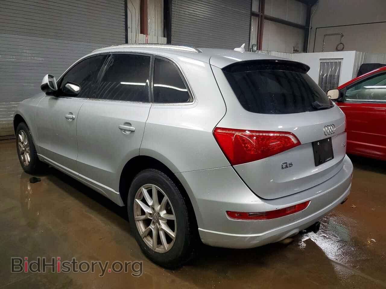 2011 AUDI Q5 - VIN: WA1CFAFP6BA037017 - Фото 2