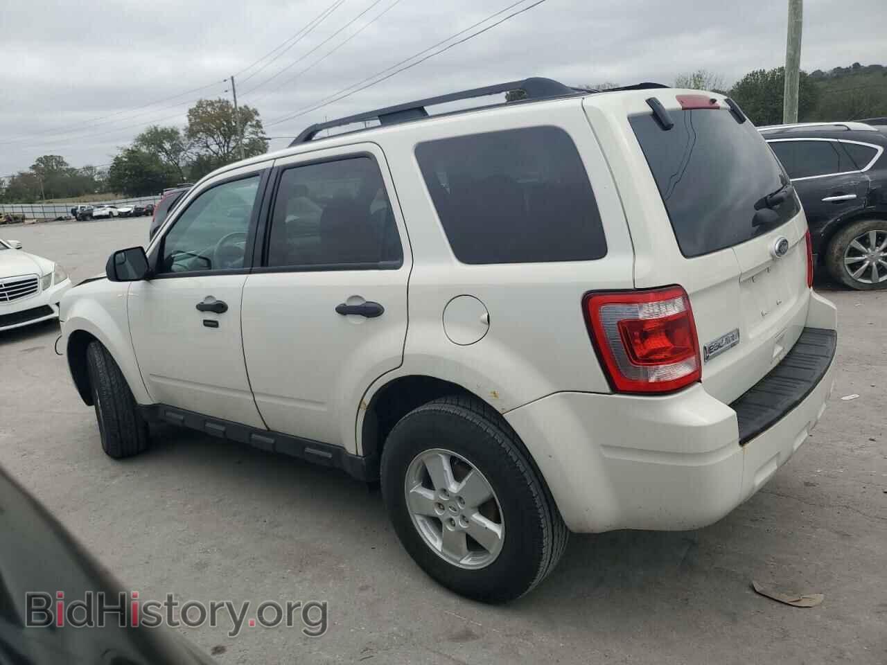 2011 FORD ESCAPE - VIN: 1FMCU9D7XBKB49192 - Фото 2