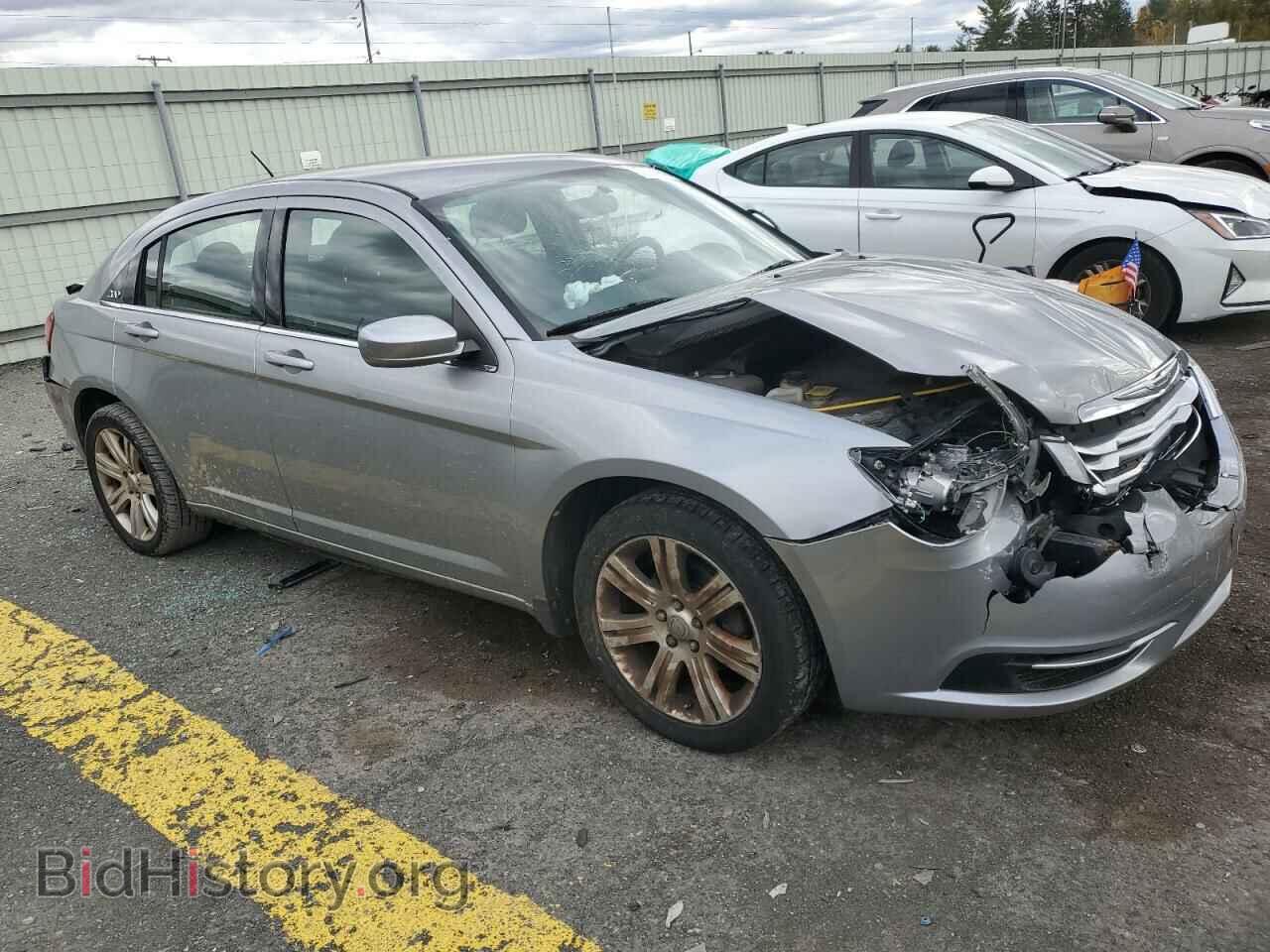 2013 CHRYSLER 200 - VIN: 1C3CCBAB5DN670382 - Photo 4