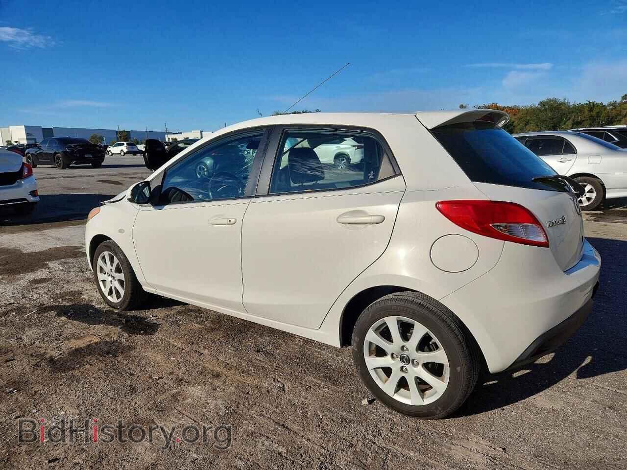 2014 MAZDA 2 - VIN: JM1DE1LY4E0174638 - Photo 2