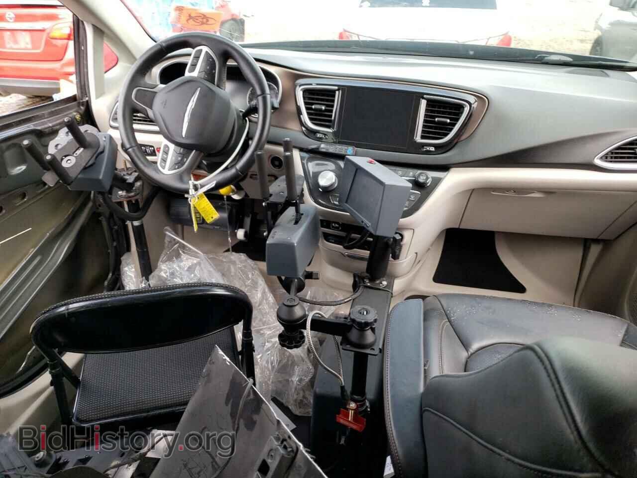 2018 CHRYSLER PACIFICA - VIN: 2C4RC1EG6JR168162 - Фото 8