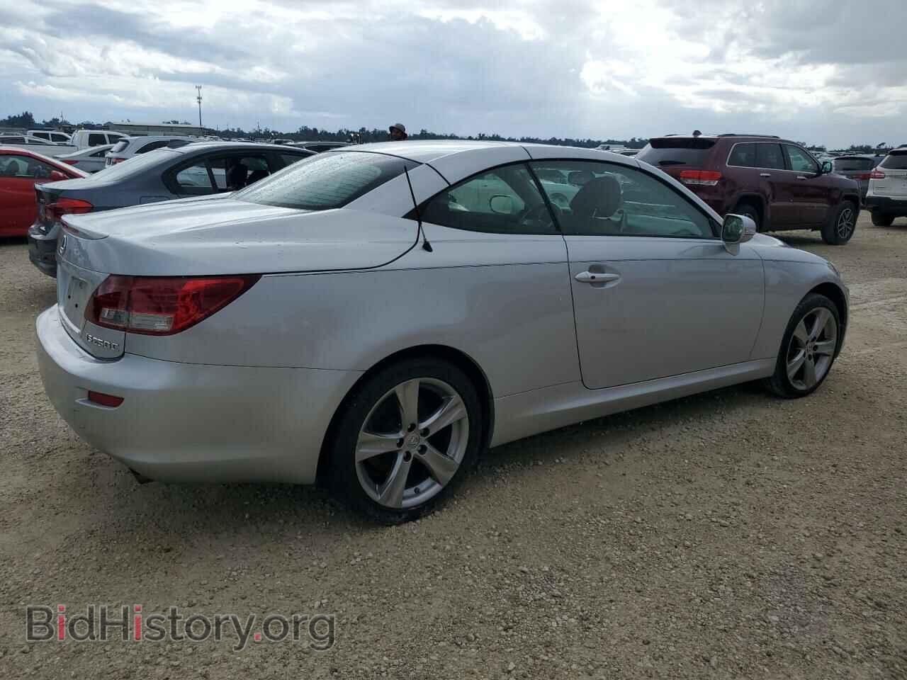 2012 LEXUS IS - VIN: JTHFF2C24C2523806 - Фото 3