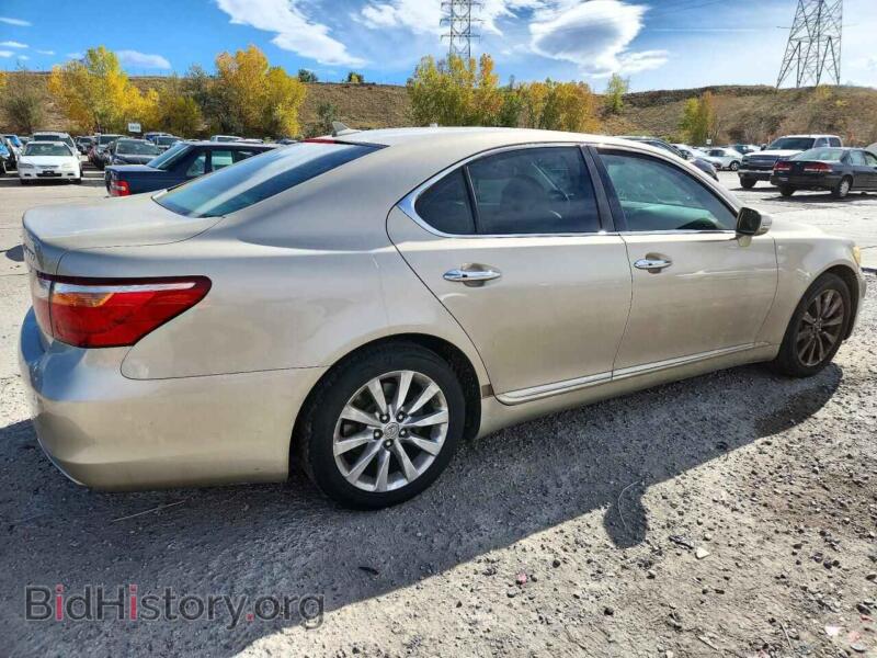 2011 Lexus LS460 (VIN JTHBL5EF4B5102576) — photo 3 of 12