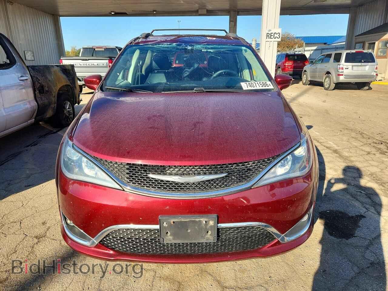 2017 Chrysler PACIFICA (VIN 2C4RC1EG6HR510901) — photo 5 of 13