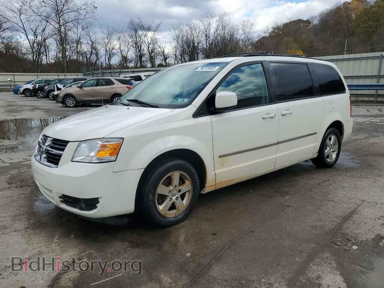 Фотография 2D4RN5D10AR220161 - DODGE CARAVAN 2010