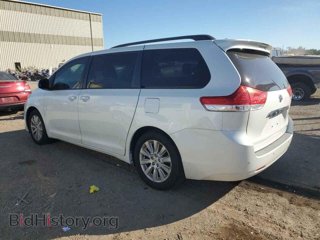 2011 TOYOTA All Models - VIN: 5TDYK3DC7BS013041 - Фото 2