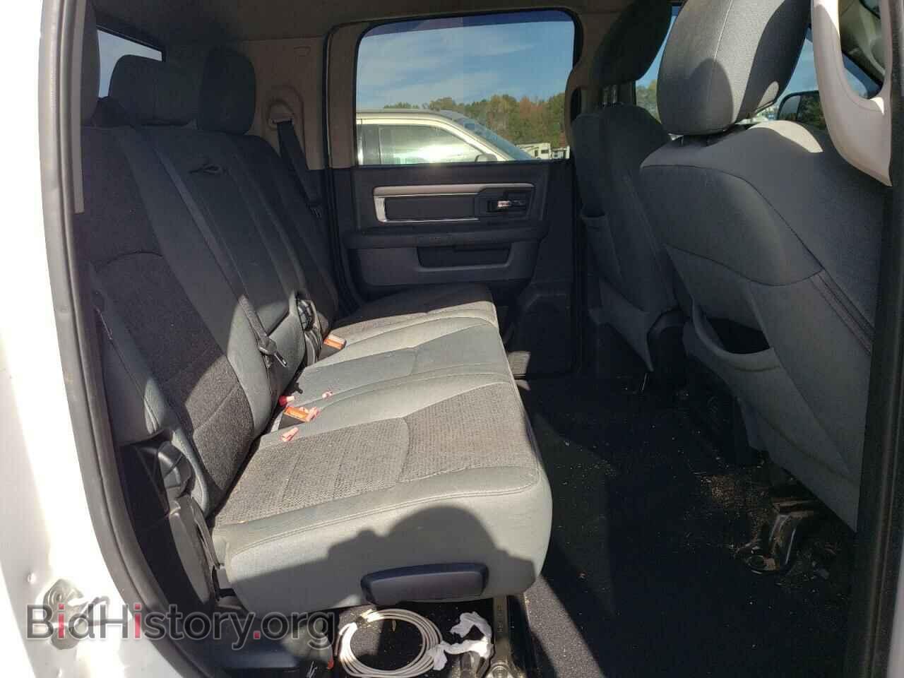 2015 RAM All Models - VIN: 3C6UR5ML2FG571770 - Photo 10
