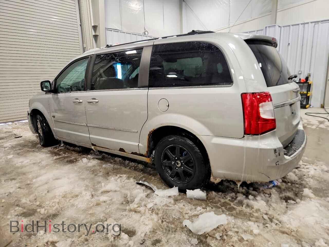 2009 CHRYSLER MINIVAN - VIN: 2A8HR54149R676357 - Фото 2