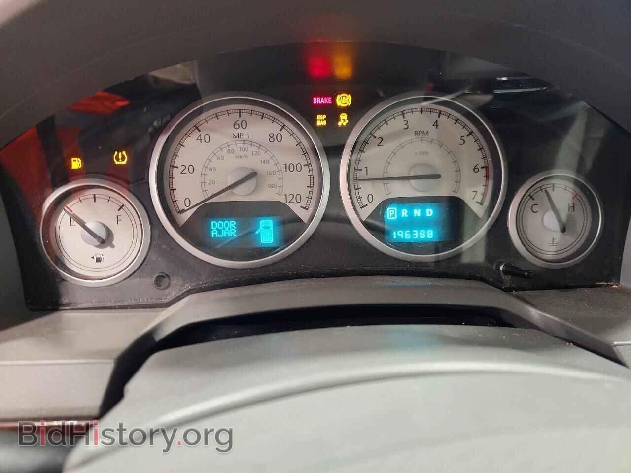2009 CHRYSLER MINIVAN - VIN: 2A8HR54149R676357 - Фото 9