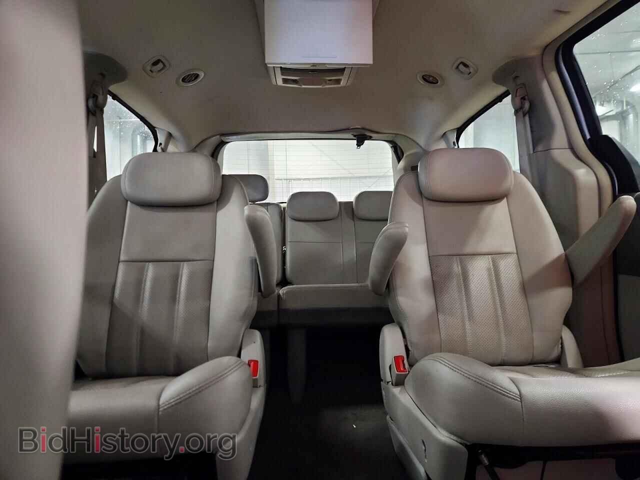 2009 CHRYSLER MINIVAN - VIN: 2A8HR54149R676357 - Фото 10