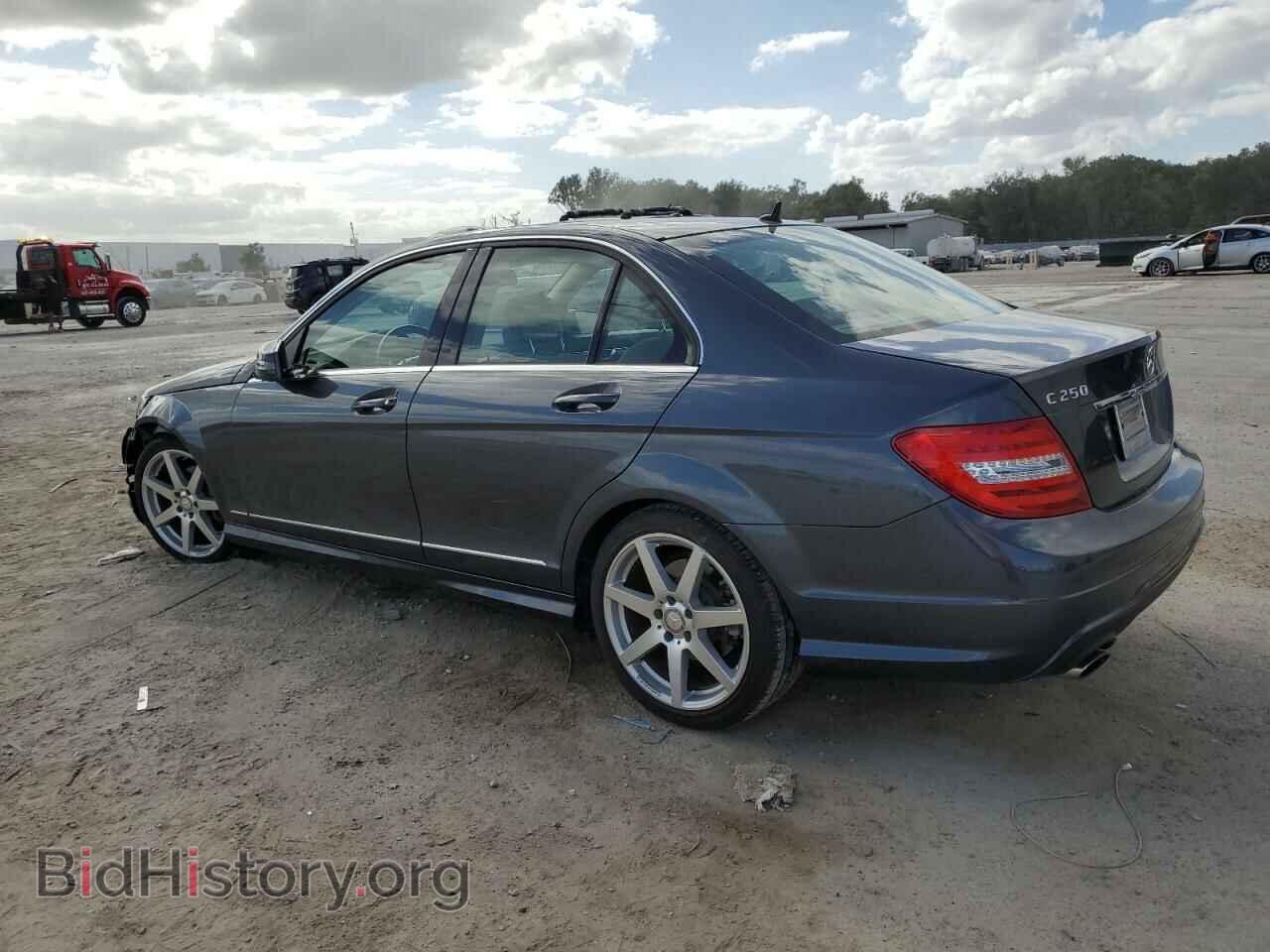 2014 MERCEDES-BENZ C-CLASS - VIN: WDDGF4HB9EA961228 - Фото 2