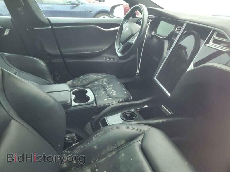 2016 Tesla MODEL S (VIN 5YJSA1E20GF128787) — фото 8 из 13