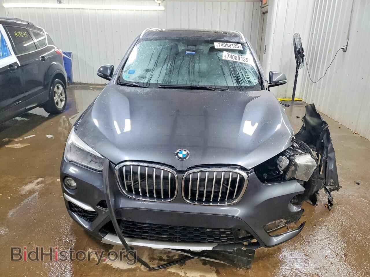 2017 BMW X1 - VIN: WBXHT3C33H5F84772 - Фото 5