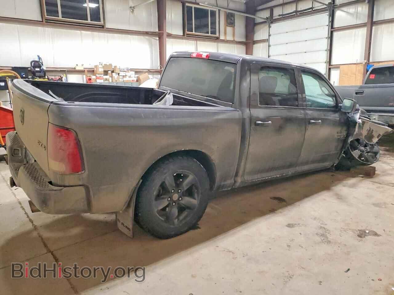 2019 RAM 1500 - VIN: 3C6RR7KT2KG617709 - Фото 3