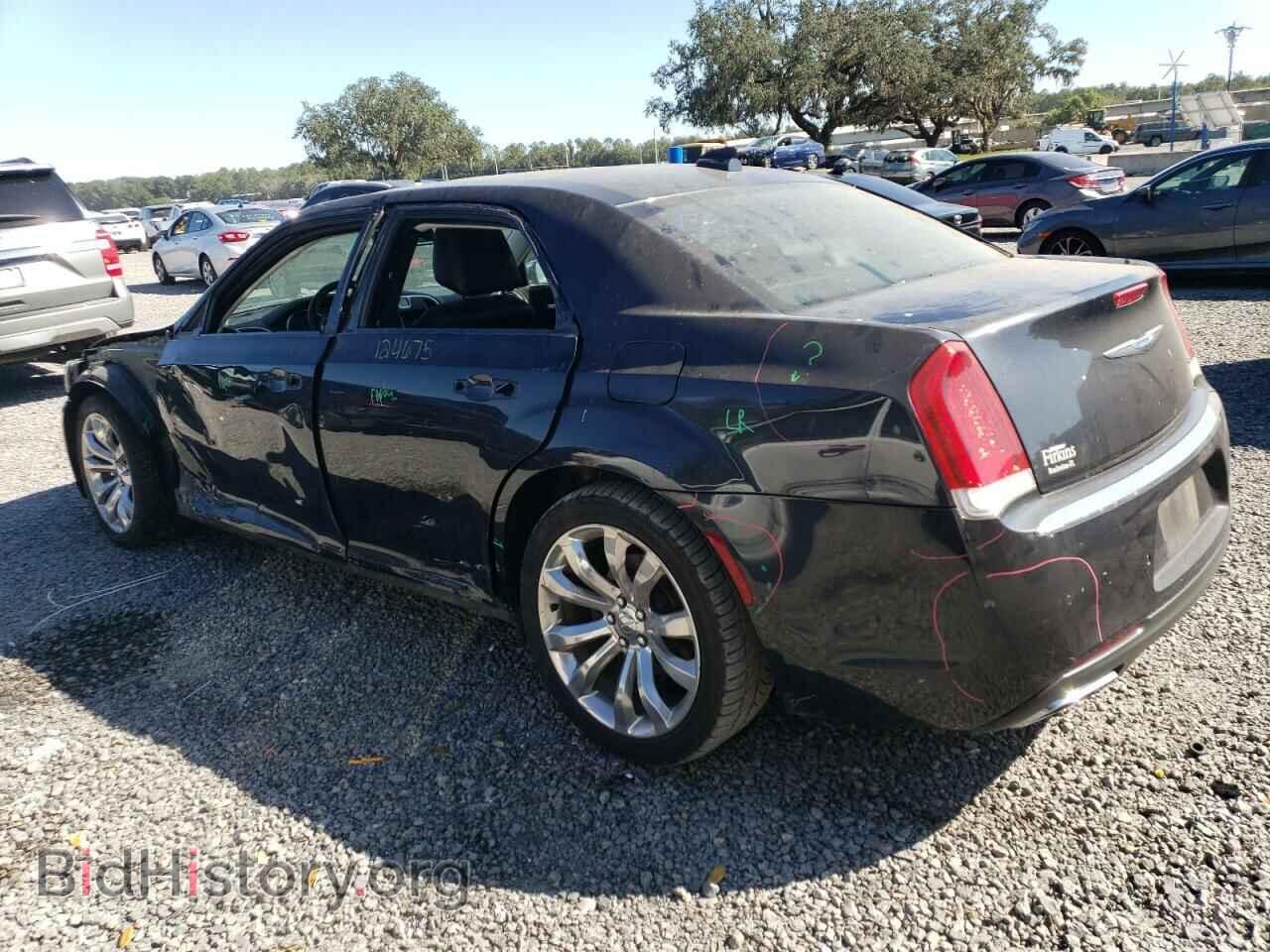 2017 CHRYSLER 300 - VIN: 2C3CCAET2HH628750 - Фото 2