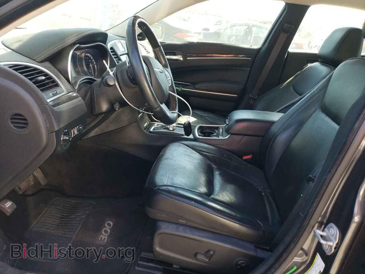 2017 CHRYSLER 300 - VIN: 2C3CCAET2HH628750 - Фото 7