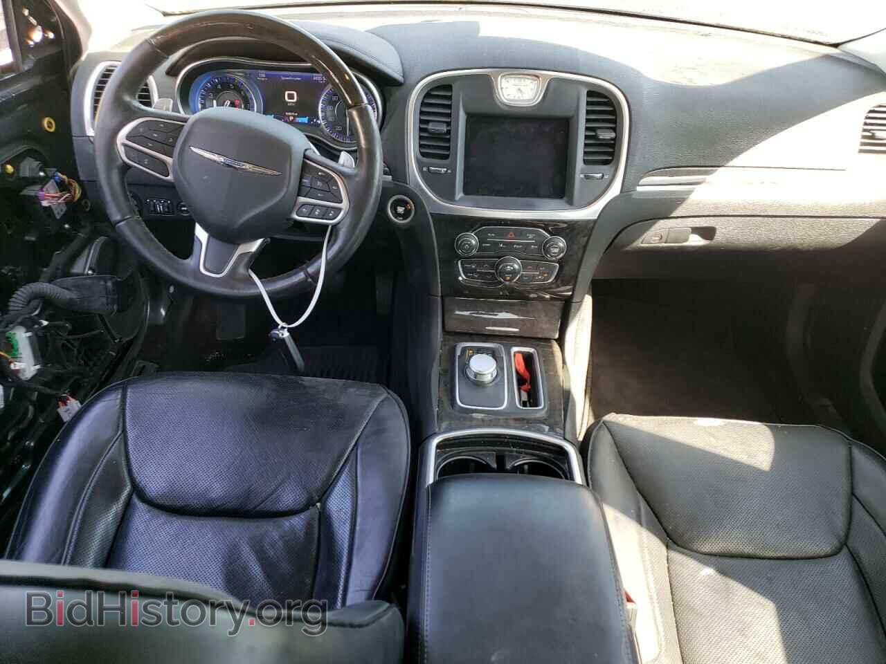 2017 CHRYSLER 300 - VIN: 2C3CCAET2HH628750 - Фото 8