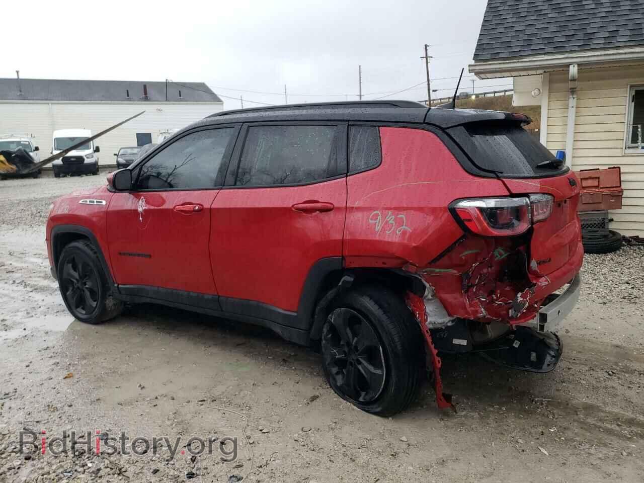 2018 JEEP COMPASS - VIN: 3C4NJDBB3JT313329 - Фото 2