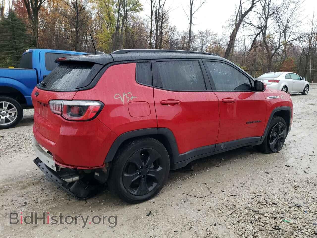 2018 JEEP COMPASS - VIN: 3C4NJDBB3JT313329 - Фото 3