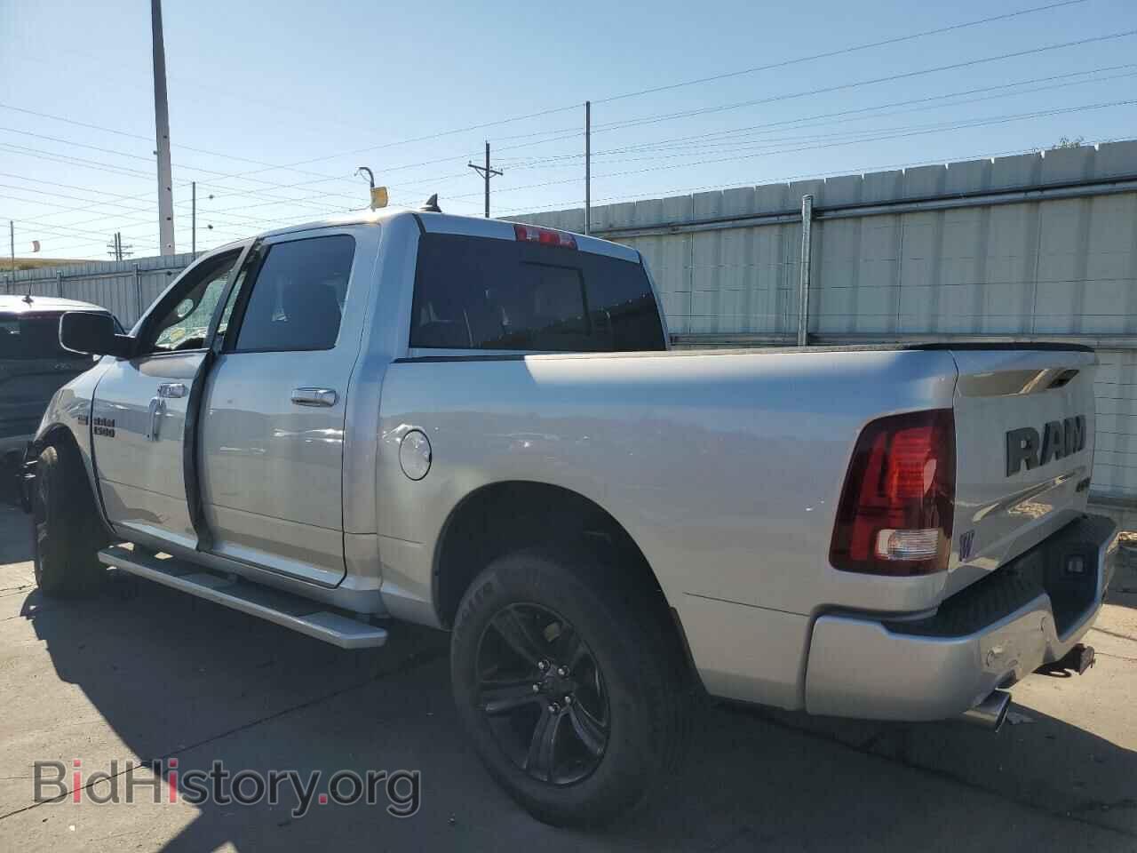 2017 RAM 1500 - VIN: 1C6RR7MT6HS778997 - Фото 2