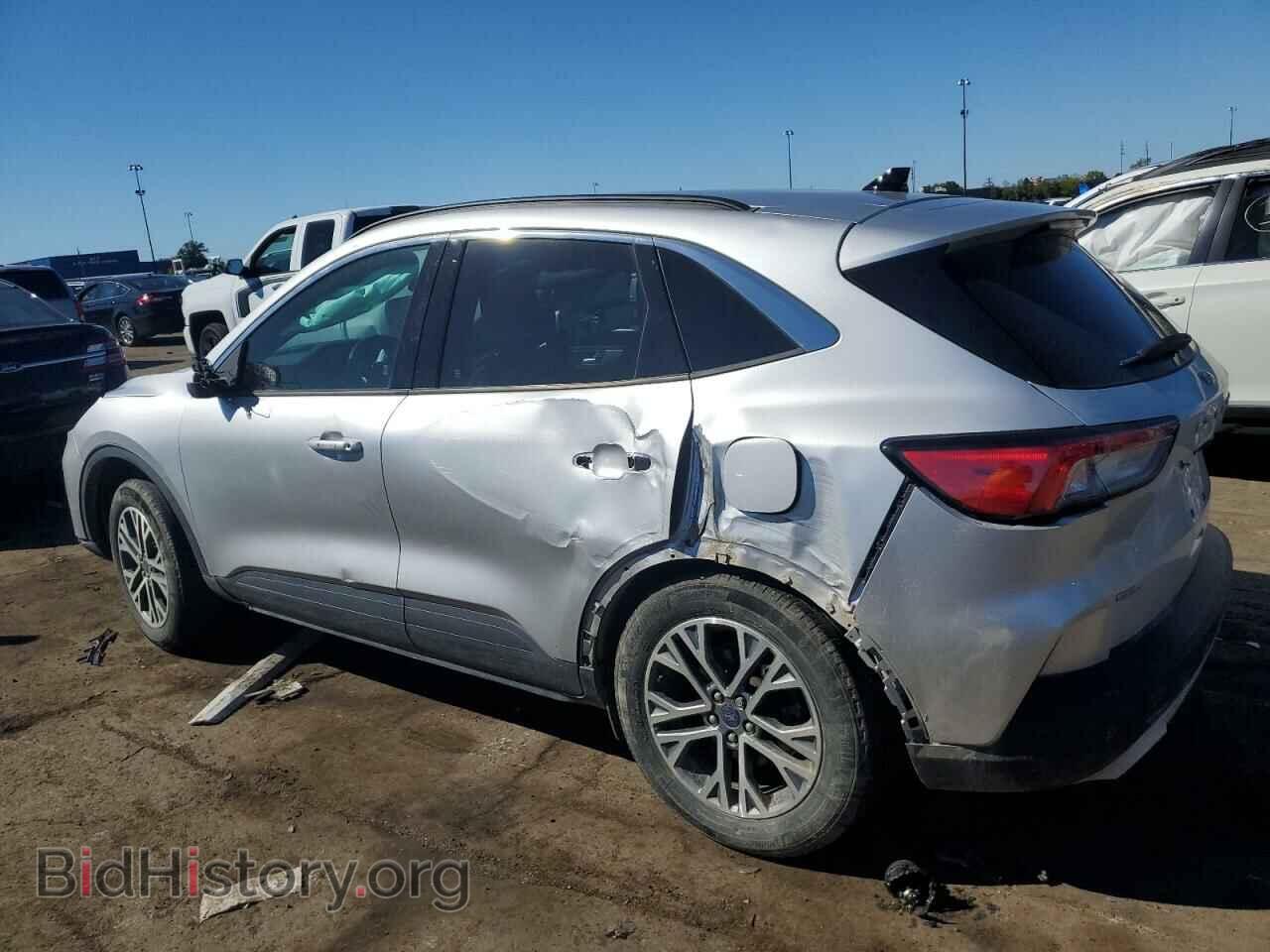 2020 FORD ESCAPE - VIN: 1FMCU9H61LUA00984 - Photo 2