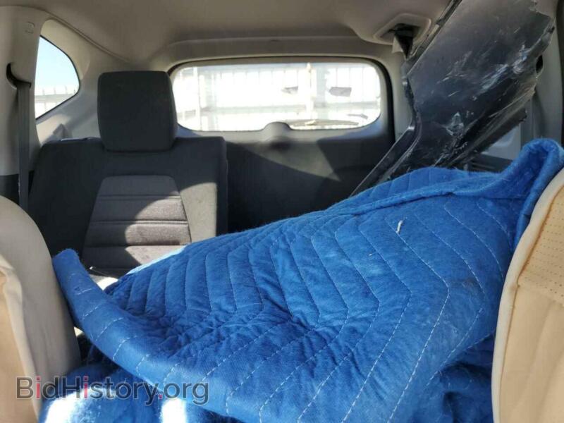 2018 Honda CRV (VIN 7FARW2H59JE005237) — photo 10 of 13