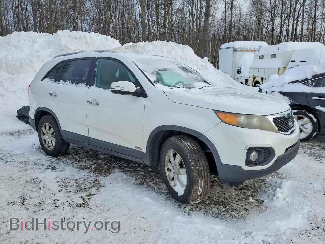 2011 KIA SORENTO - VIN: 5XYKTCA17BG140536 - Фото 4